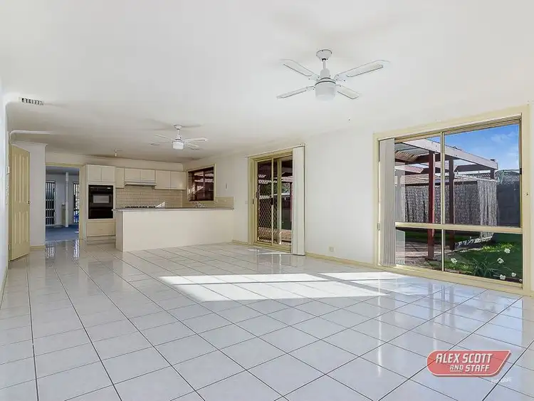 Fifth view of Homely house listing, 14 HEDGELEY DRIVE, Berwick VIC 3806