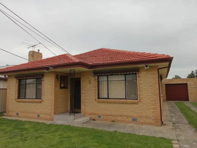 3 Silvester Crescent, St Albans VIC 3021