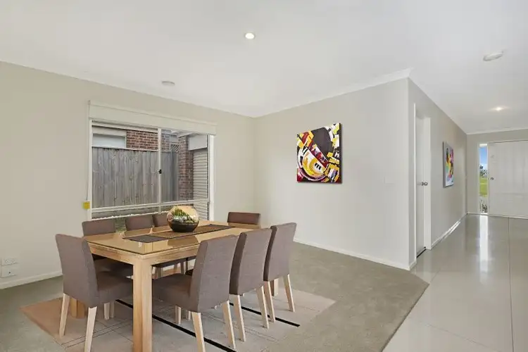 Fifth view of Homely house listing, 31 Evesham Street, Cranbourne North VIC 3977