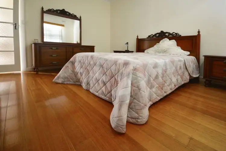 Seventh view of Homely house listing, 15 Erica Avenue, St Albans VIC 3021