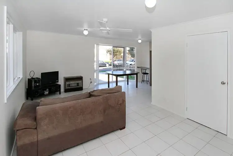 Fifth view of Homely house listing, 2 Stanhope Street, Broadmeadows VIC 3047