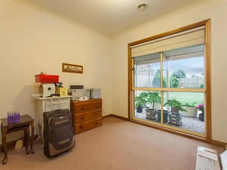 Seventh view of Homely house listing, 14 Louise Court, Skye VIC 3977