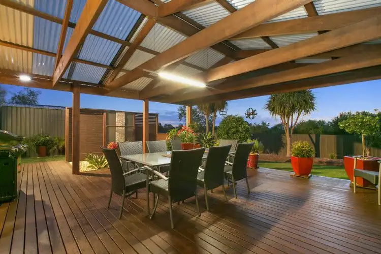 2 Blue Water Court, Rosebud VIC 3939