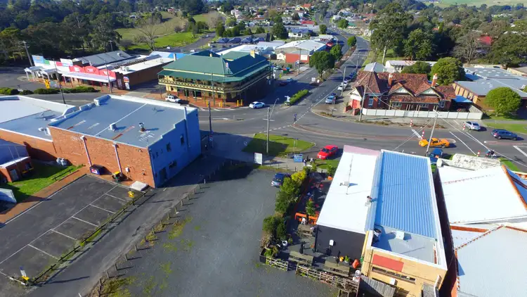 31 BRIDGE STREET, Korumburra VIC 3950
