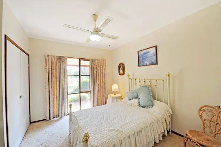 Second view of Homely house listing, 8 Gordon Drive, Kialla VIC 3631