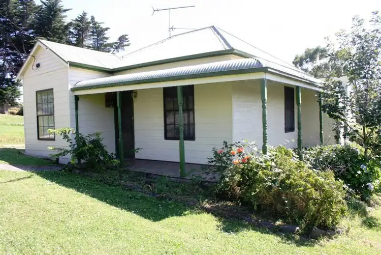 38 GORDON STREET, Korumburra VIC 3950