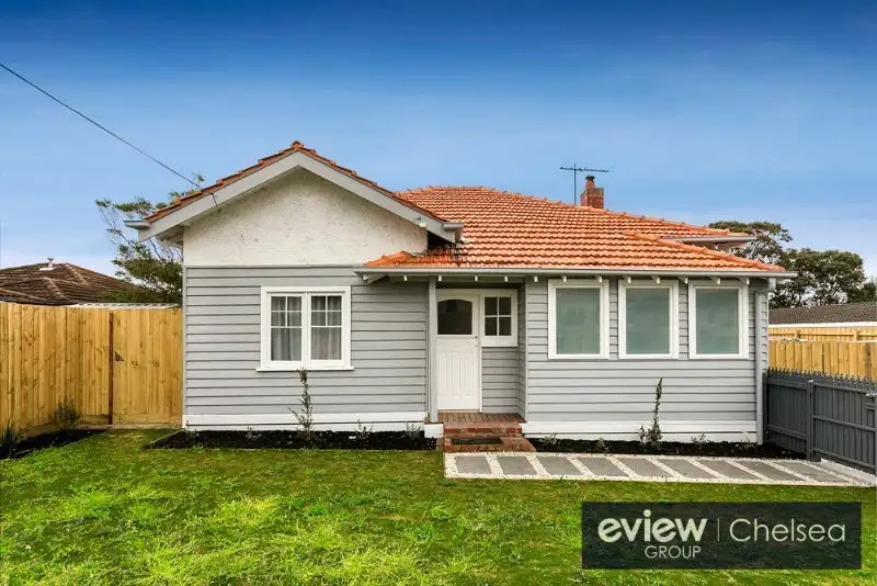 Main view of Homely townhouse listing, 1/23 Woodbine Grove, Chelsea VIC 3196