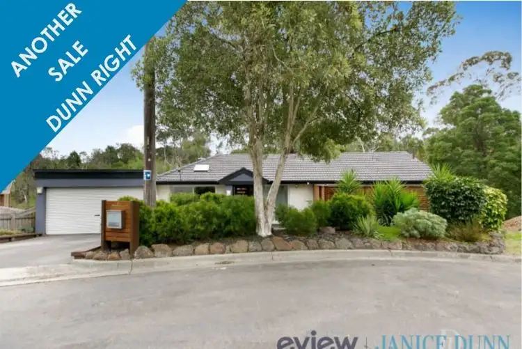 7 Camelot Court, Mount Eliza VIC 3930