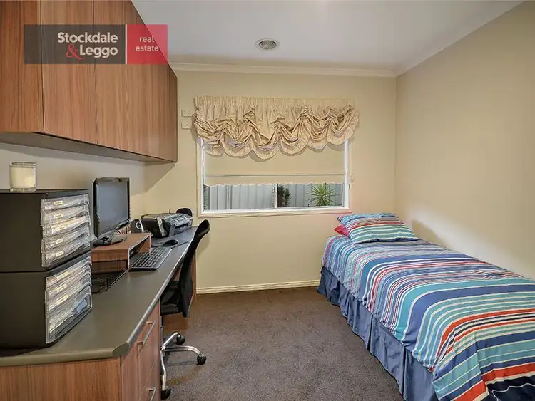 Seventh view of Homely house listing, 52 Creekwood Drive, Craigieburn VIC 3064