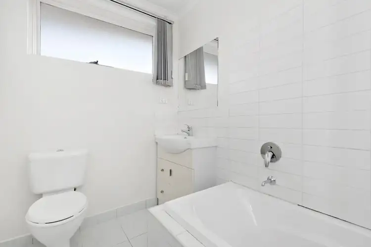Sixth view of Homely unit listing, 5/9 Reid Street, Frankston VIC 3199
