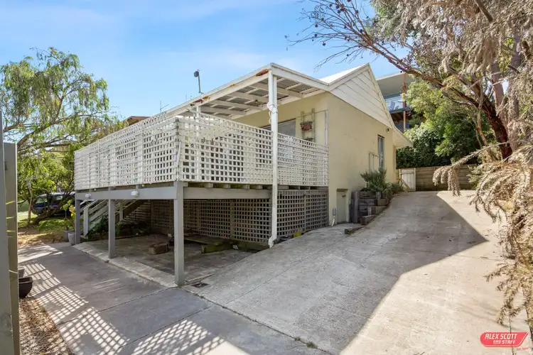 2/28 SURF BEACH ROAD, Cape Paterson VIC 3995