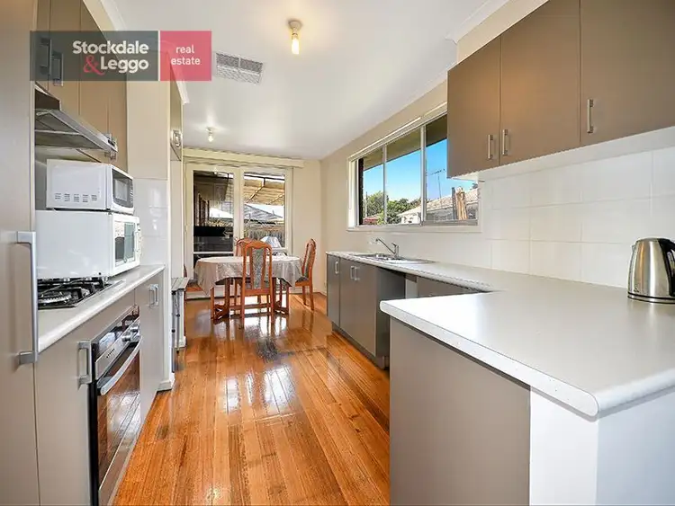 164 Carrick Drive, Gladstone Park VIC 3043
