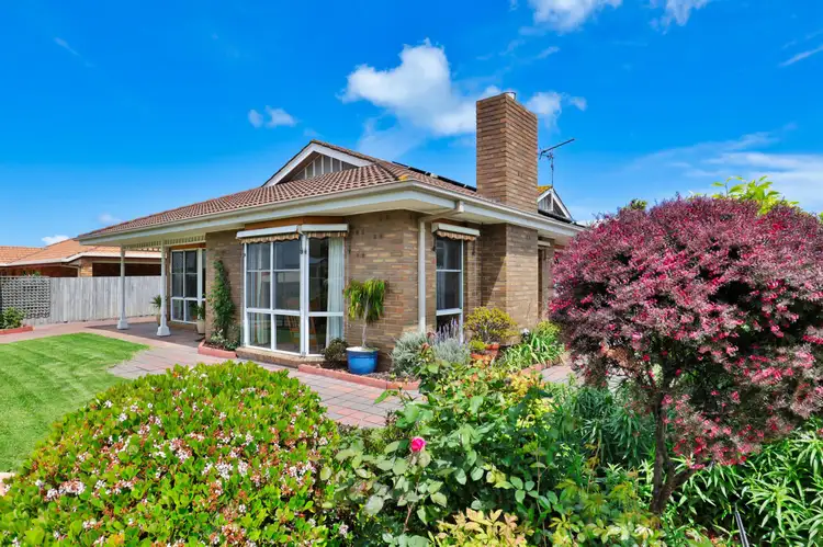 13 Woodland Heath Drive, Inverloch VIC 3996