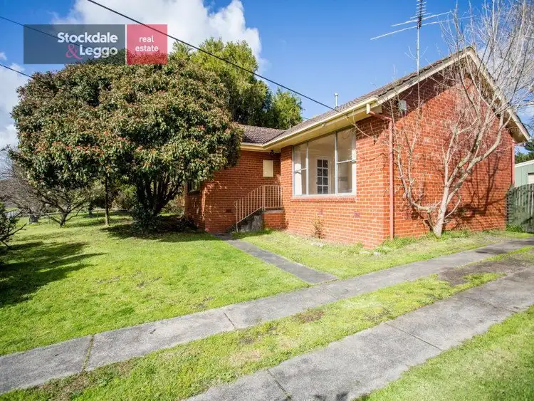 6 Brunning Crescent, Frankston North VIC 3200