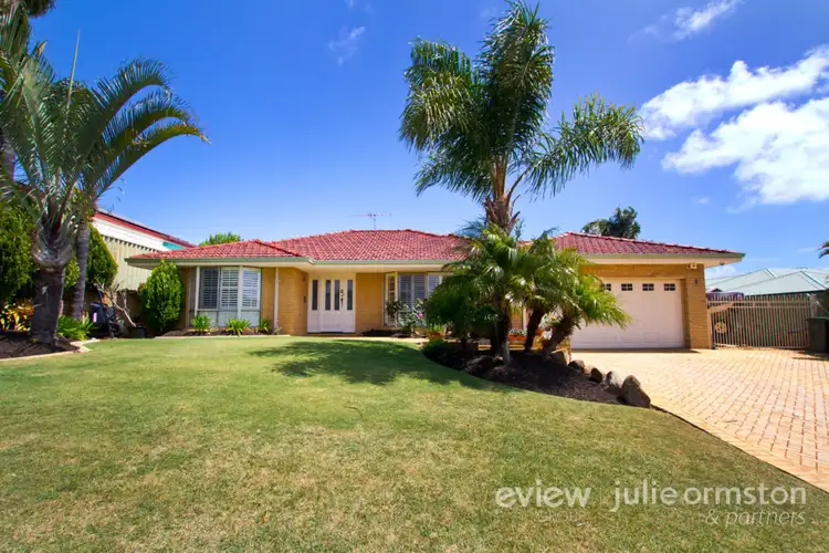 8 Antrim Court, Woodvale WA 6026
