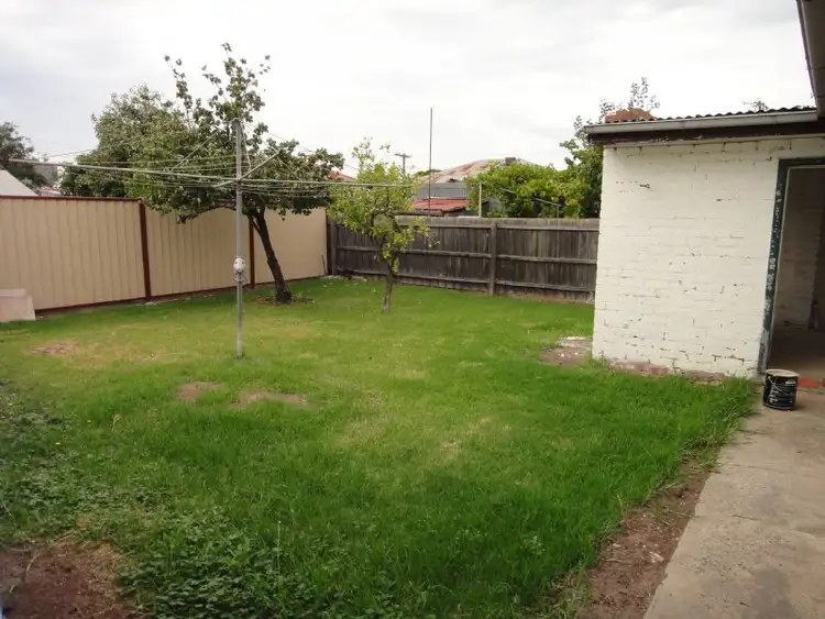 Seventh view of Homely house listing, 3 Silvester Crescent, St Albans VIC 3021