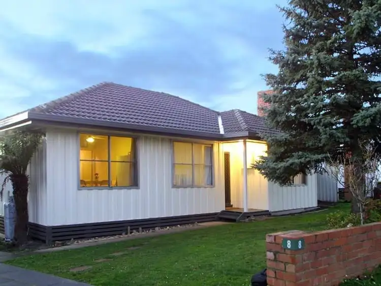 Main view of Homely house listing, 8 BAWDEN STREET, Leongatha VIC 3953