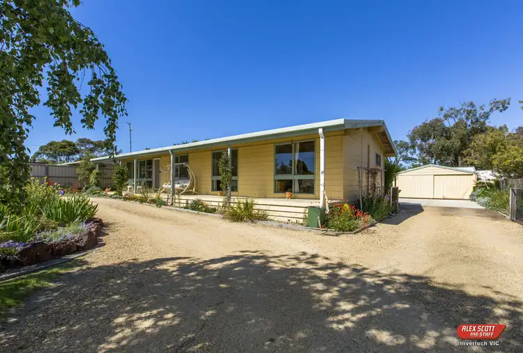 27 Powlett Street, Inverloch VIC 3996