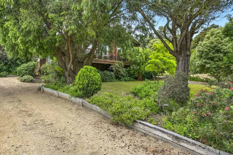 21 Carrathool Avenue, Rosebud VIC 3939