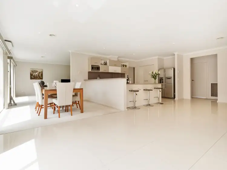 Fifth view of Homely house listing, 3 Brokenwood Court, Langwarrin VIC 3910