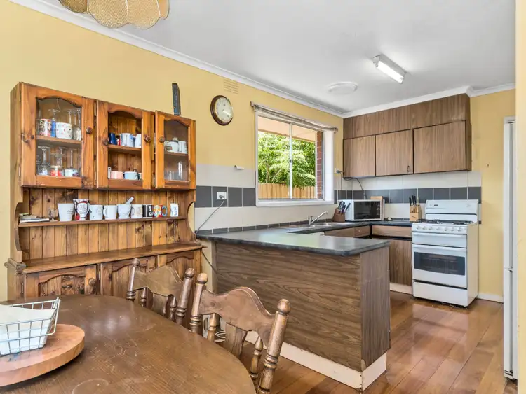 Fifth view of Homely house listing, 10 Kinsale Street, Seaford VIC 3198