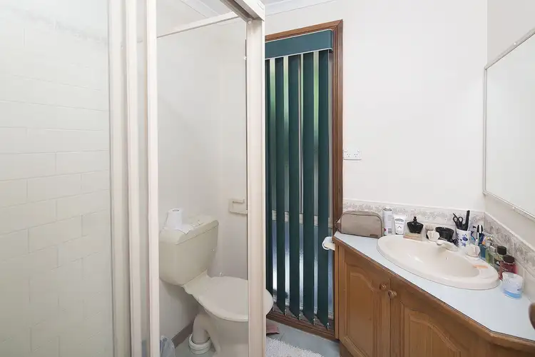 Seventh view of Homely house listing, 8 Rossetti Court, Pakenham VIC 3810