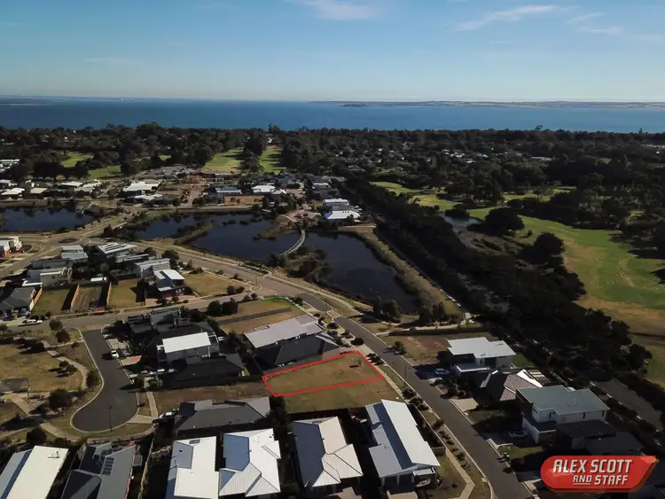 20 WATERFORD DRIVE, Cowes VIC 3922