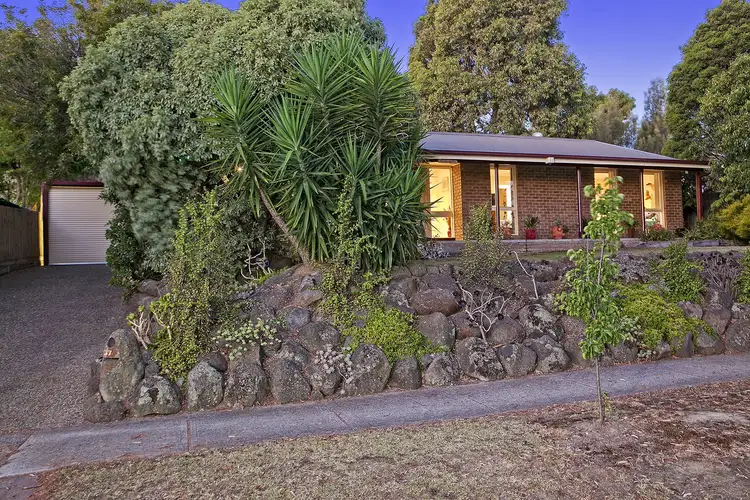 37 Cheviot Avenue, Berwick VIC 3806