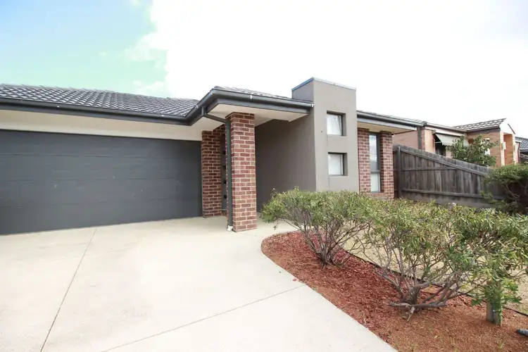 81 MELISSA WAY, Pakenham VIC 3810