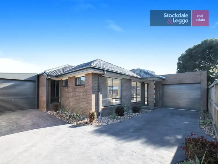 Main view of Homely unit listing, 2/4 Plymouth Court, Craigieburn VIC 3064