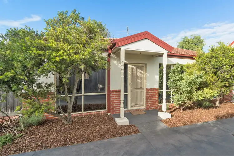 2/2 Lawrey Street, Frankston VIC 3199