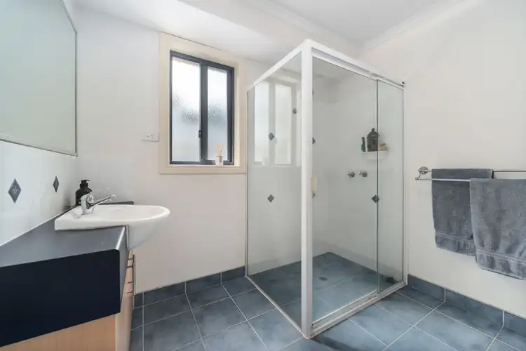 Fourth view of Homely house listing, 18 Petalnina Close, Somerville VIC 3912