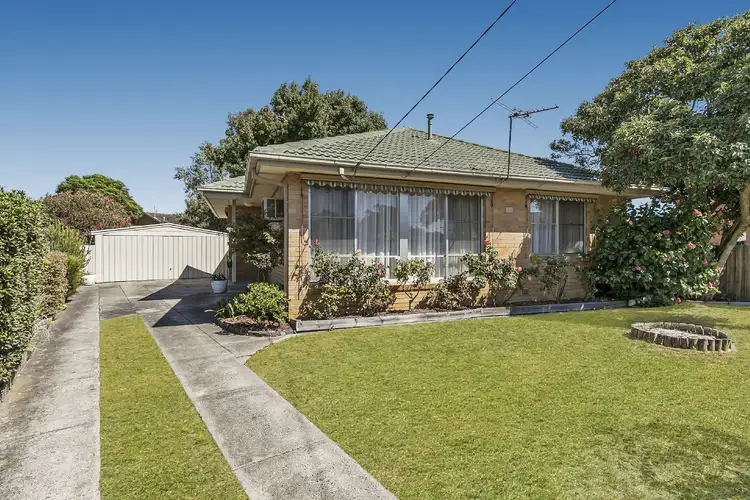 11 Hodgins Crescent, Frankston North VIC 3200