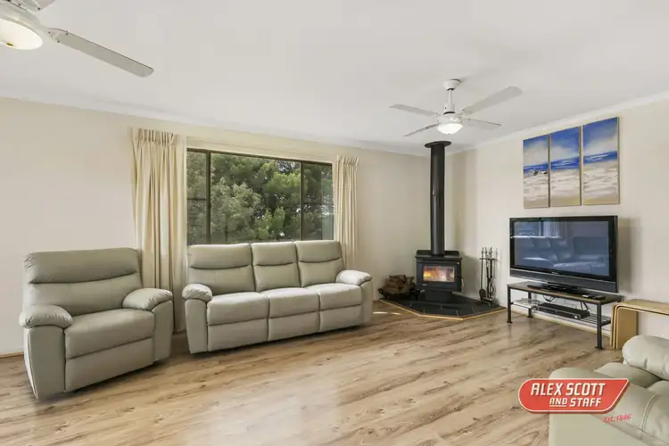 Fifth view of Homely house listing, 4 THE CREST, Ventnor VIC 3922