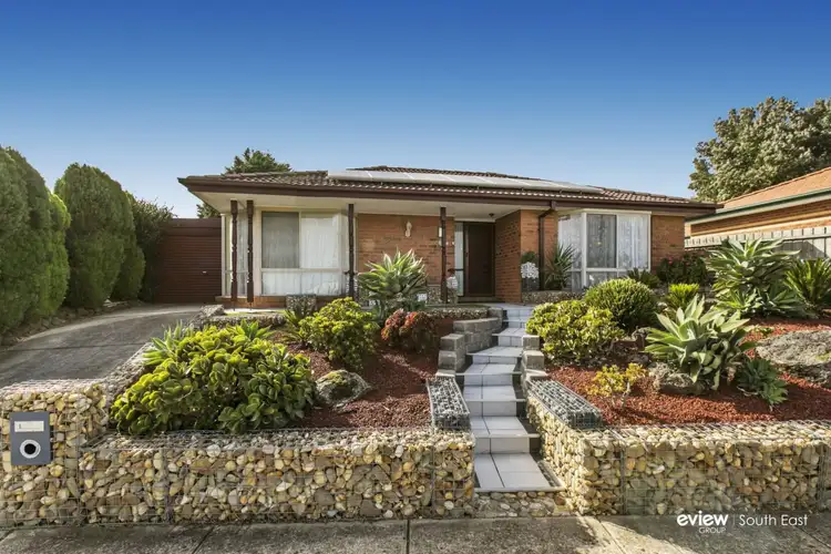 69 Bemersyde Drive, Berwick VIC 3806