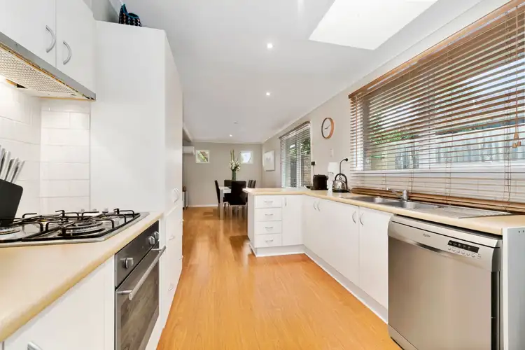 Sixth view of Homely house listing, 6 Montrose Avenue, Somerville VIC 3912