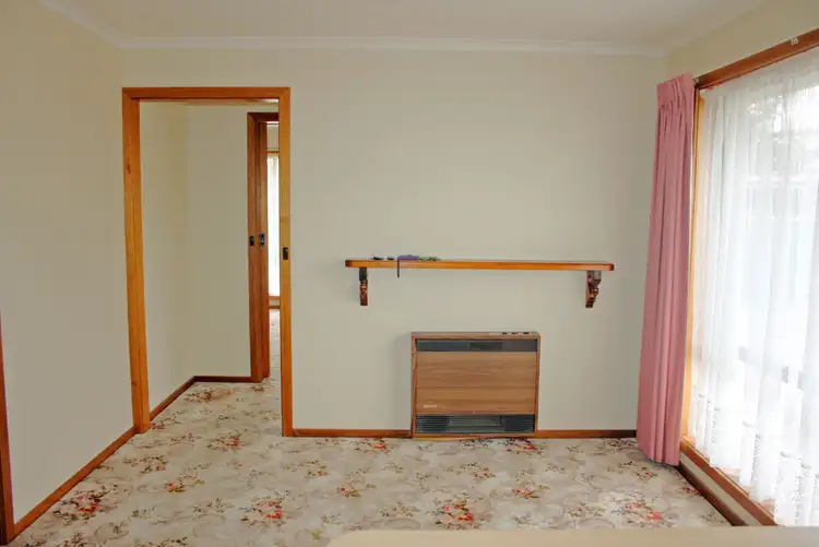 Sixth view of Homely unit listing, 1/9 SHELLCOT ROAD, Korumburra VIC 3950