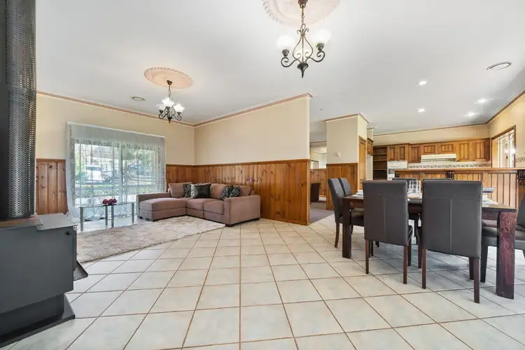 Fourth view of Homely house listing, 2 Diane Court, Somerville VIC 3912