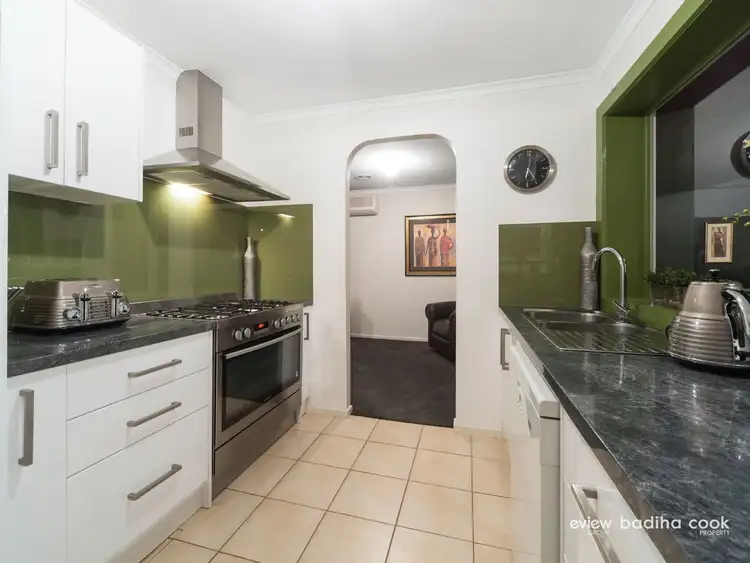 Third view of Homely house listing, 3 Belmont Court, Carrum Downs VIC 3201