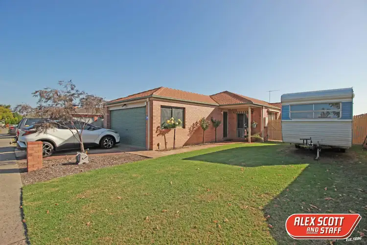 Main view of Homely house listing, 9 CLAREMONT GLEN, Berwick VIC 3806