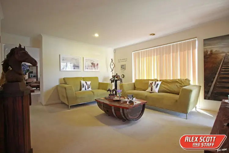 Second view of Homely house listing, 9 CLAREMONT GLEN, Berwick VIC 3806