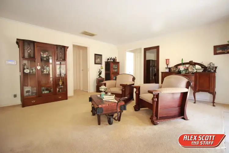 Sixth view of Homely house listing, 9 CLAREMONT GLEN, Berwick VIC 3806