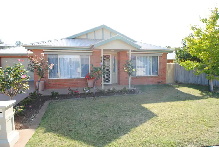 26/17 MACDONALD STREET, Leongatha VIC 3953
