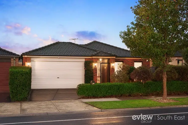 102 Ridgemont Drive, Berwick VIC 3806