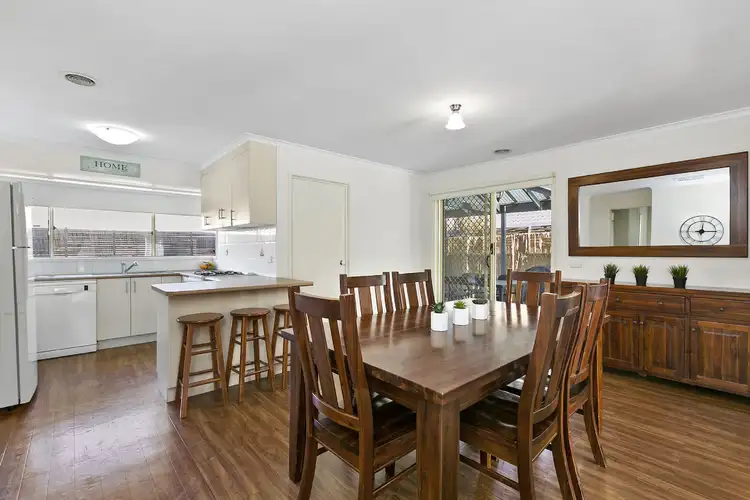 Fifth view of Homely house listing, 2 Trameland Court, Langwarrin VIC 3910