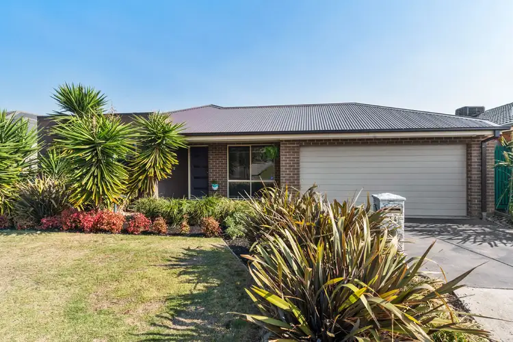 44 Triumph Way, Skye VIC 3977