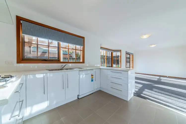 Fifth view of Homely house listing, 11 Stringybark Court, Berwick VIC 3806