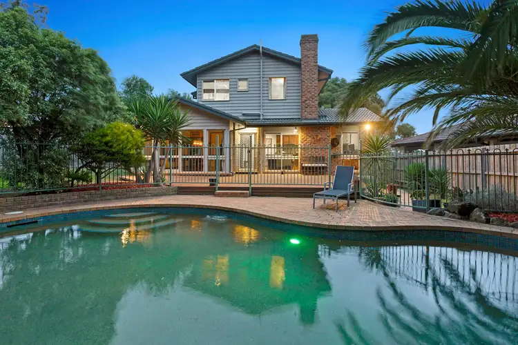 8 Paul Court, Frankston South VIC 3199