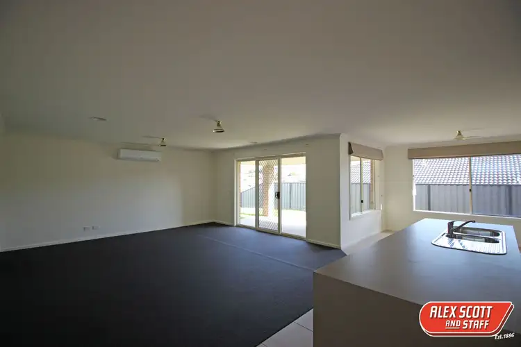 Fifth view of Homely house listing, 38 WINDERMERE BOULEVARD, Pakenham VIC 3810