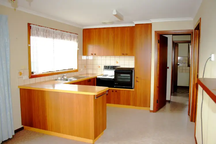 Fifth view of Homely unit listing, 2/9 SHELLCOT ROAD, Korumburra VIC 3950